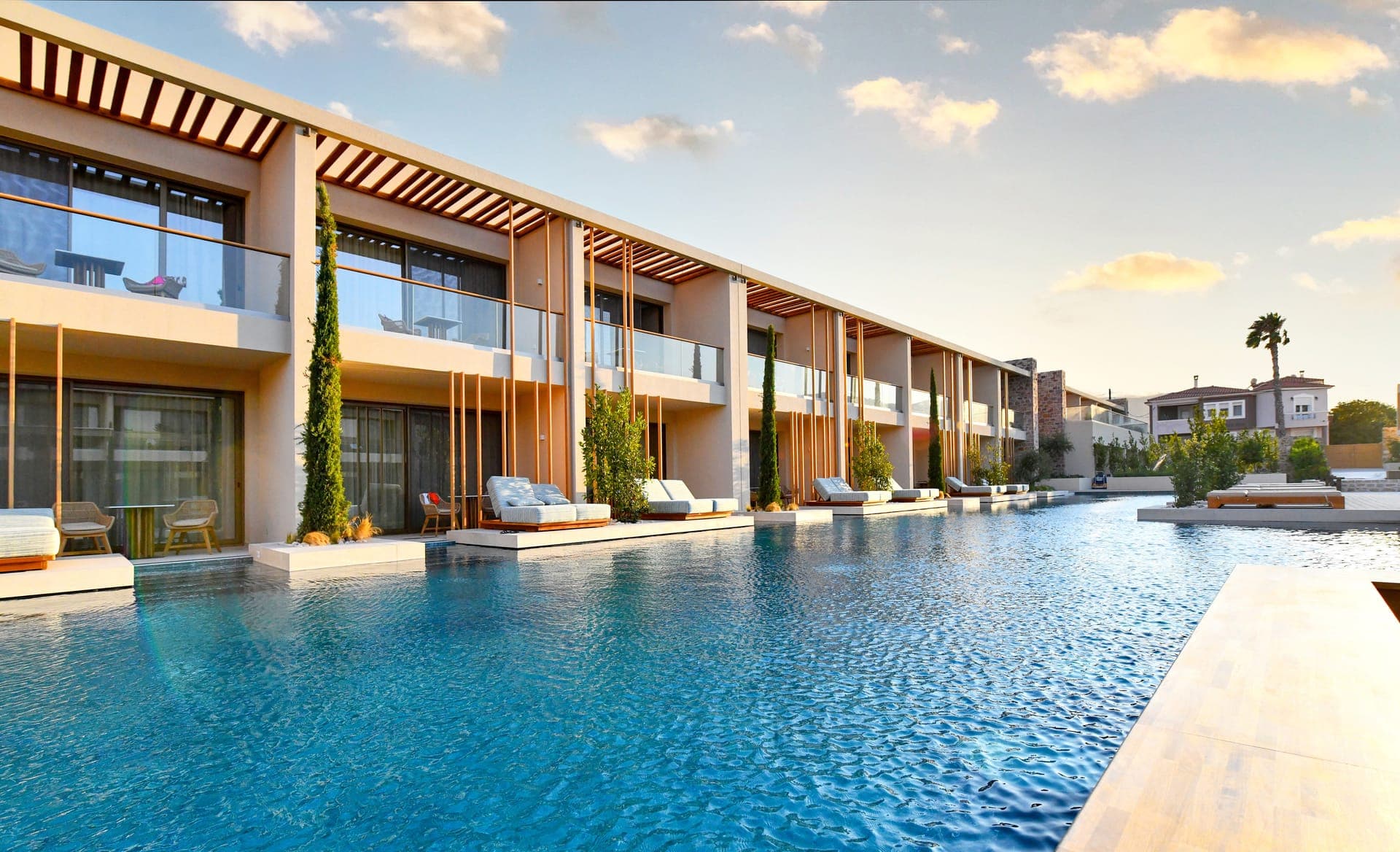 Royal Pearl Island Chios Hotel & Spa 4